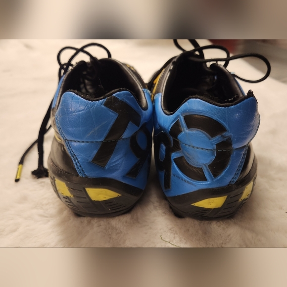 Nike Total 90 Soccer Shoe/Cleat - Picture 7 of 12